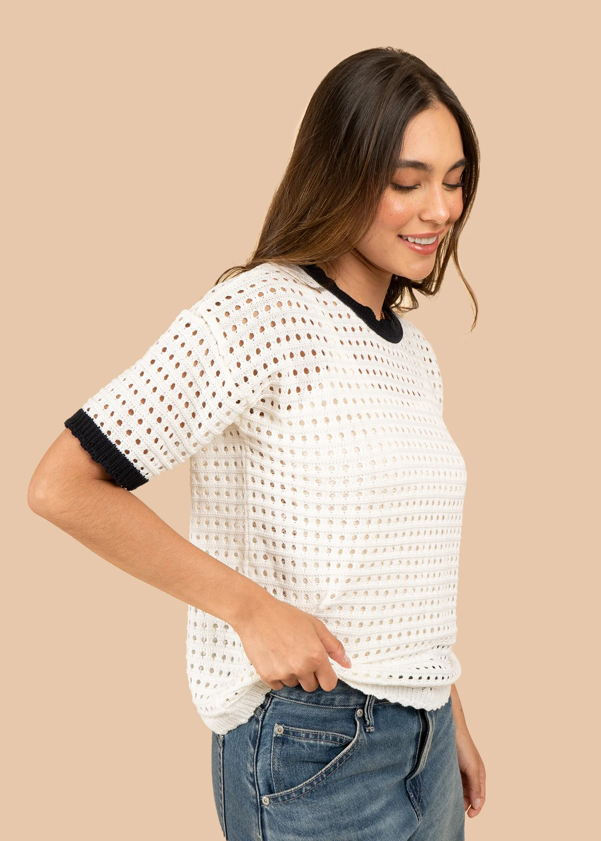 Blusa tejida color azul tipo perforado manga corta 106459 - Image 2