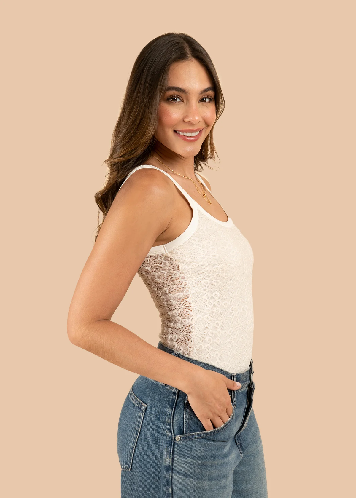 Blusa de encaje color beige con tirantes 106764 - Image 2