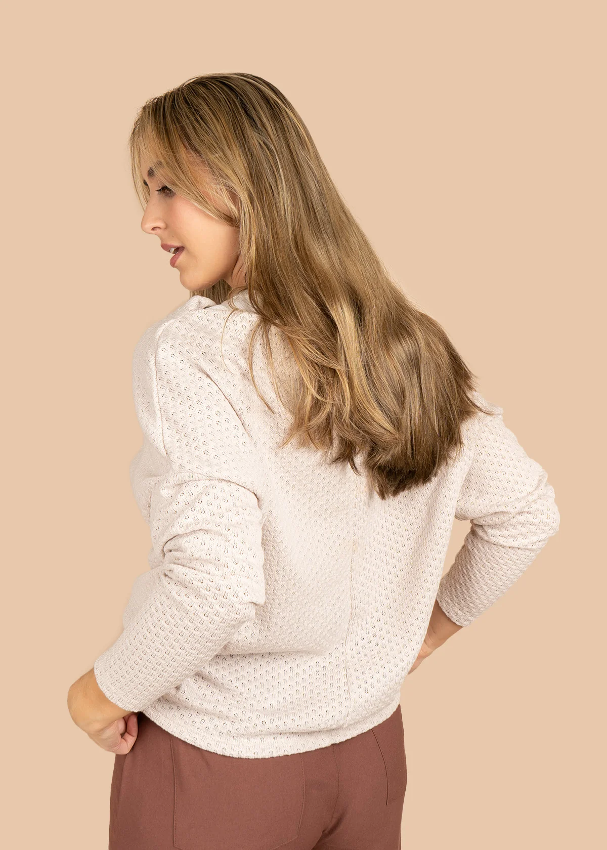 Blusa color beige tejida y manga larga 106389 - Image 5