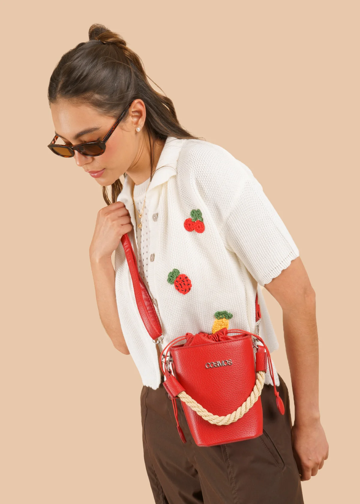 Blusa tejida color blanco con bordados de frutas 106429 - Image 4