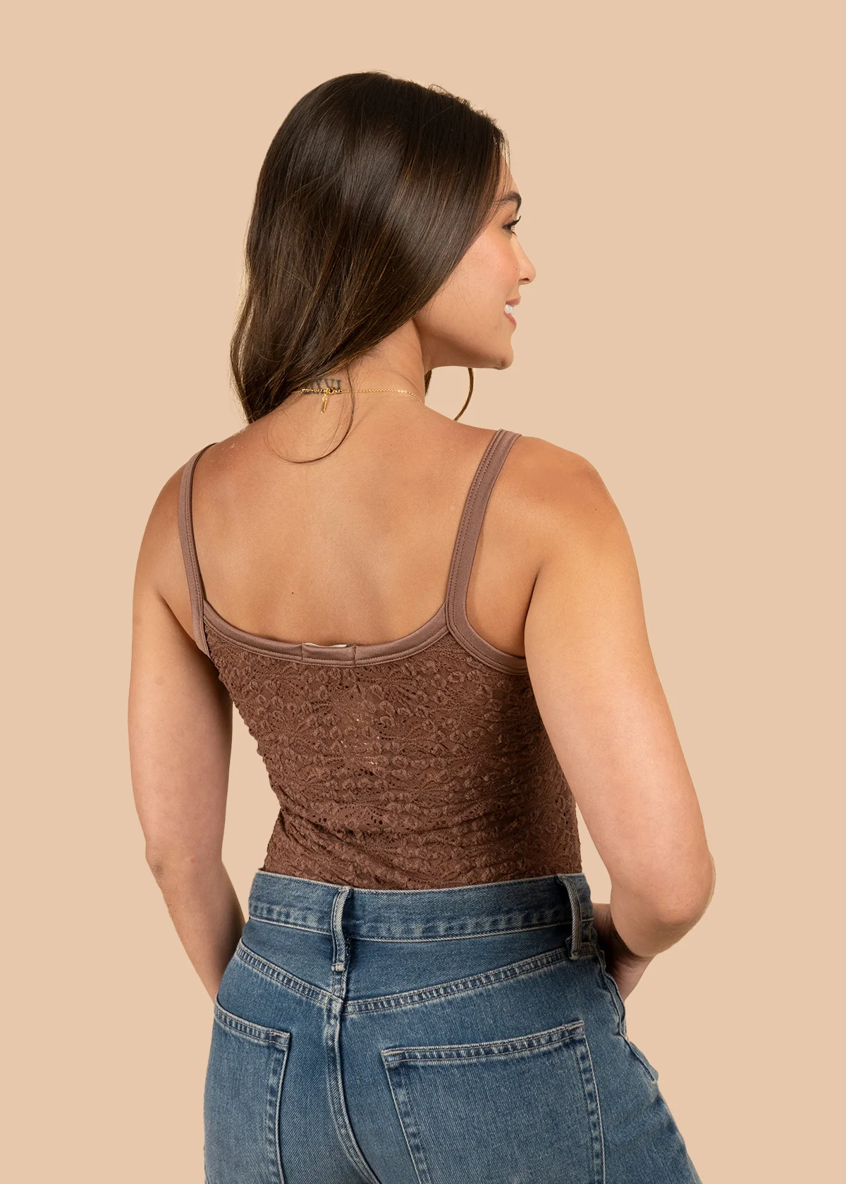 Blusa de encaje color café con tirantes 106764 - Image 3