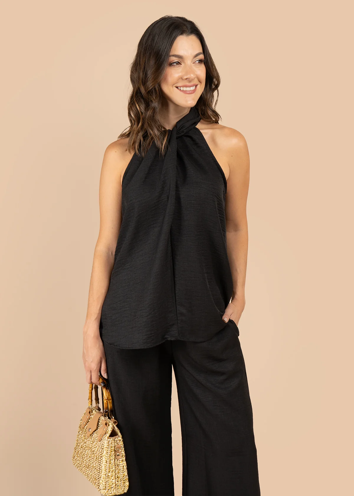 Blusa color negro con nudo en el cuello 105801 - Image 6