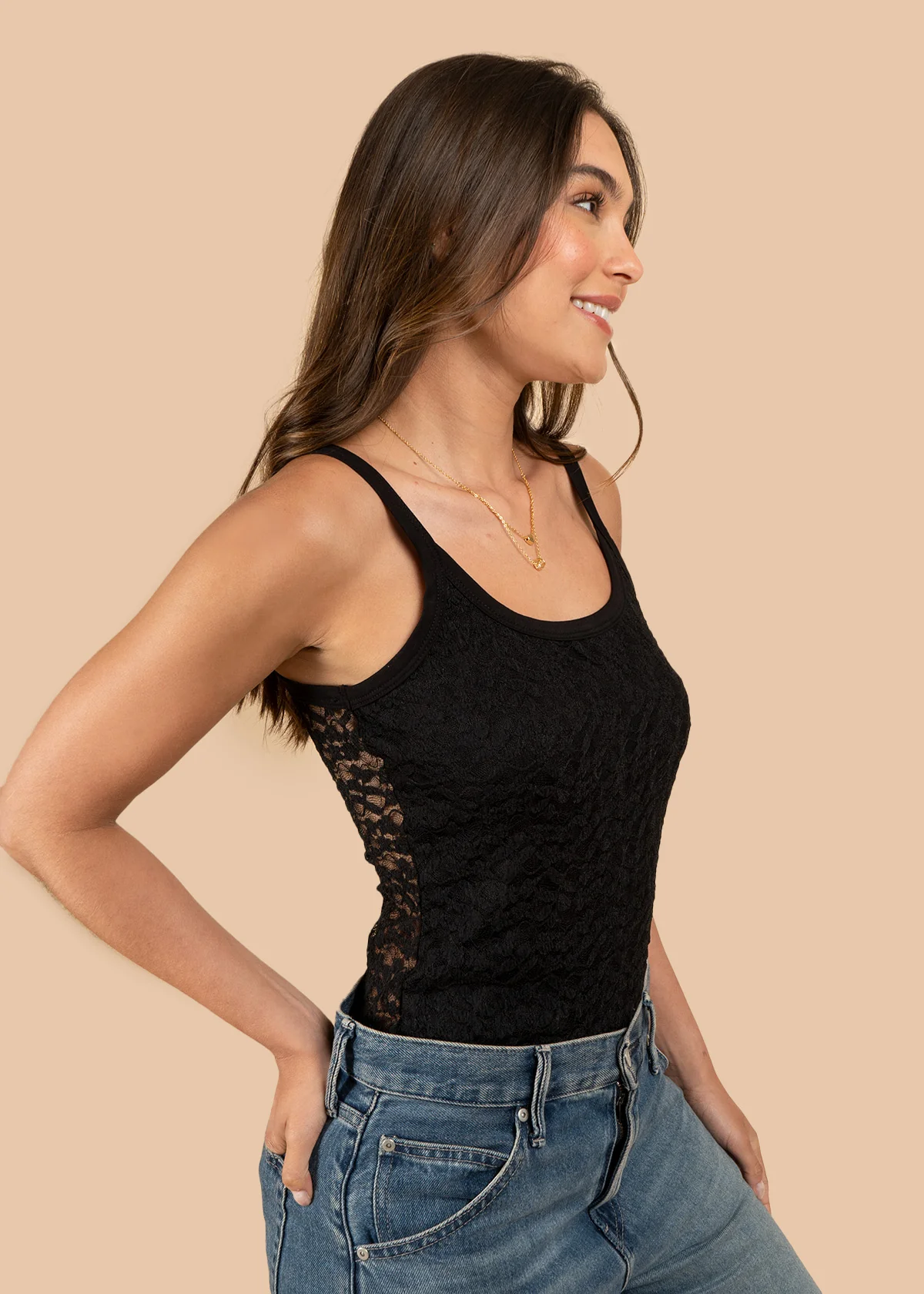 Blusa de encaje color negro con tirantes 106764 - Image 2