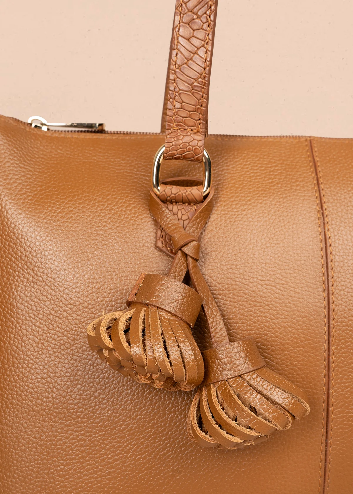 Bolso tipo shopping en cuero color miel con asas textura croco 105785 - Image 2