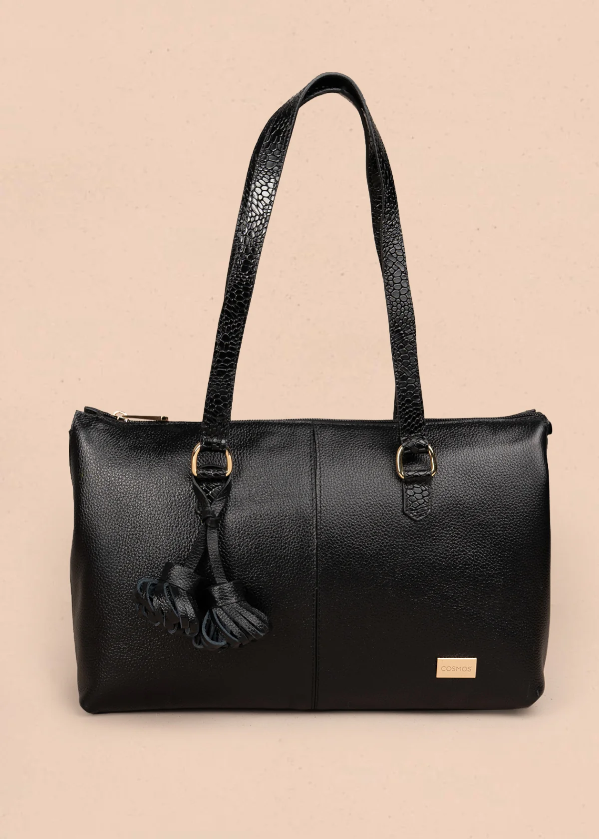 Bolso tipo shopping en cuero color negro con asas textura croco 105785