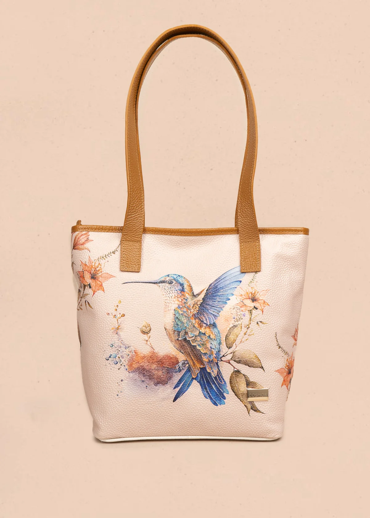 Bolso tipo shopping en cuero color talco con estampado de colibrí y flores  106624