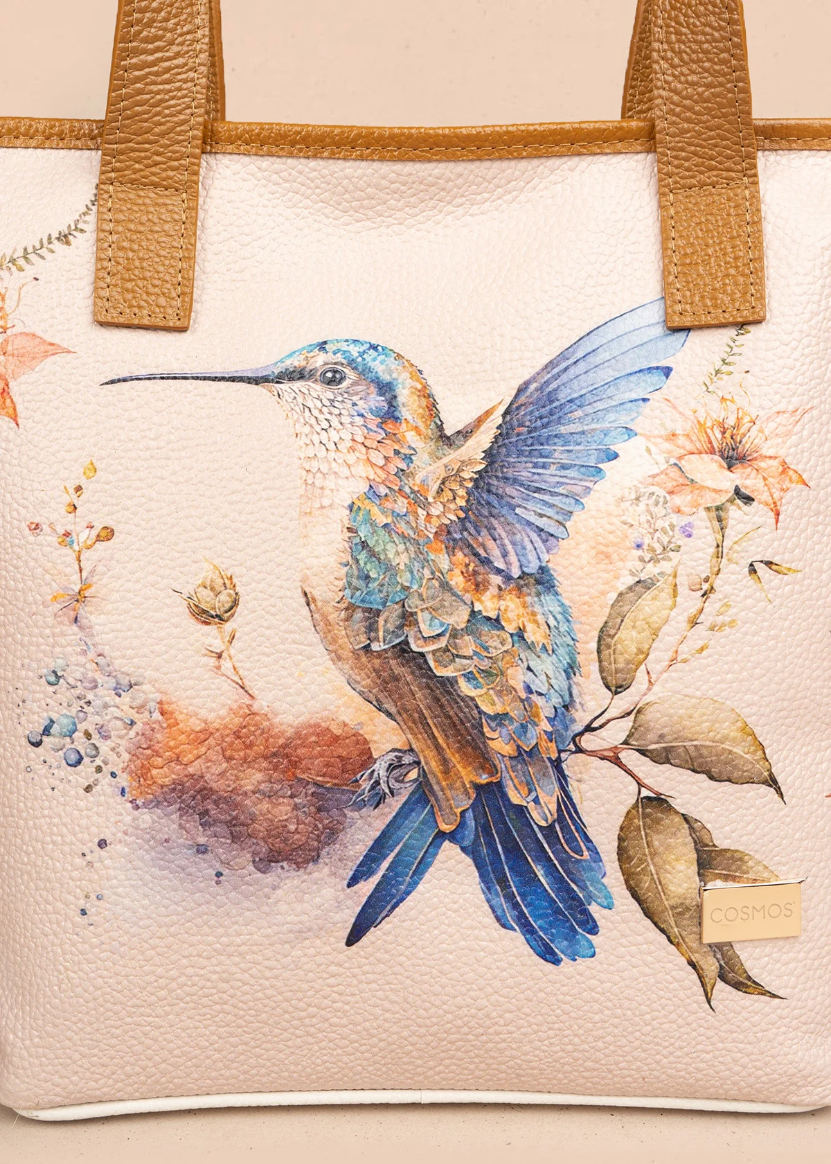 Bolso tipo shopping en cuero color talco con estampado de colibrí y flores  106624 - Image 5