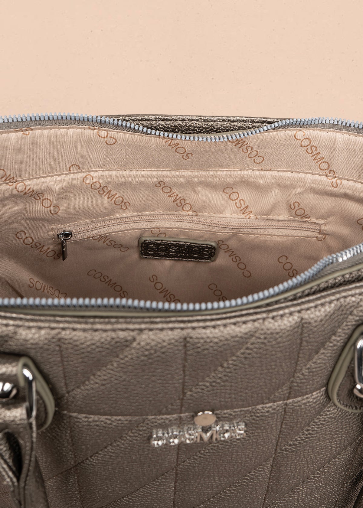 Bolso tipo shopping color plomo textura acolchada 106287 - Image 6