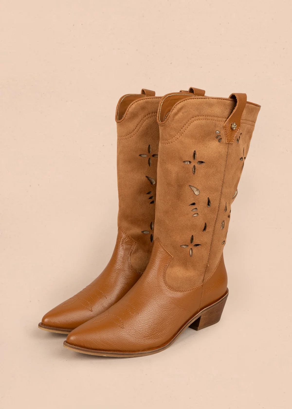 Botas texanas en cuero color miel caña en textil y perforaciones 106166 - Image 2