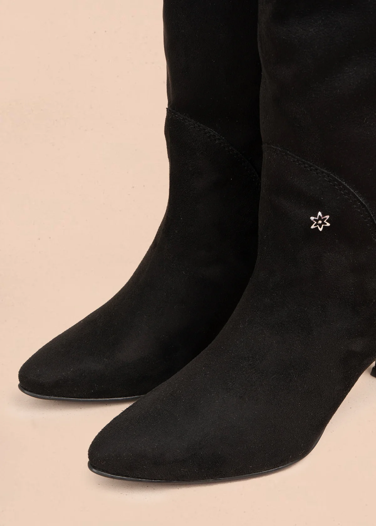 Bota color negro con tacón puntilla 105919 - Image 6