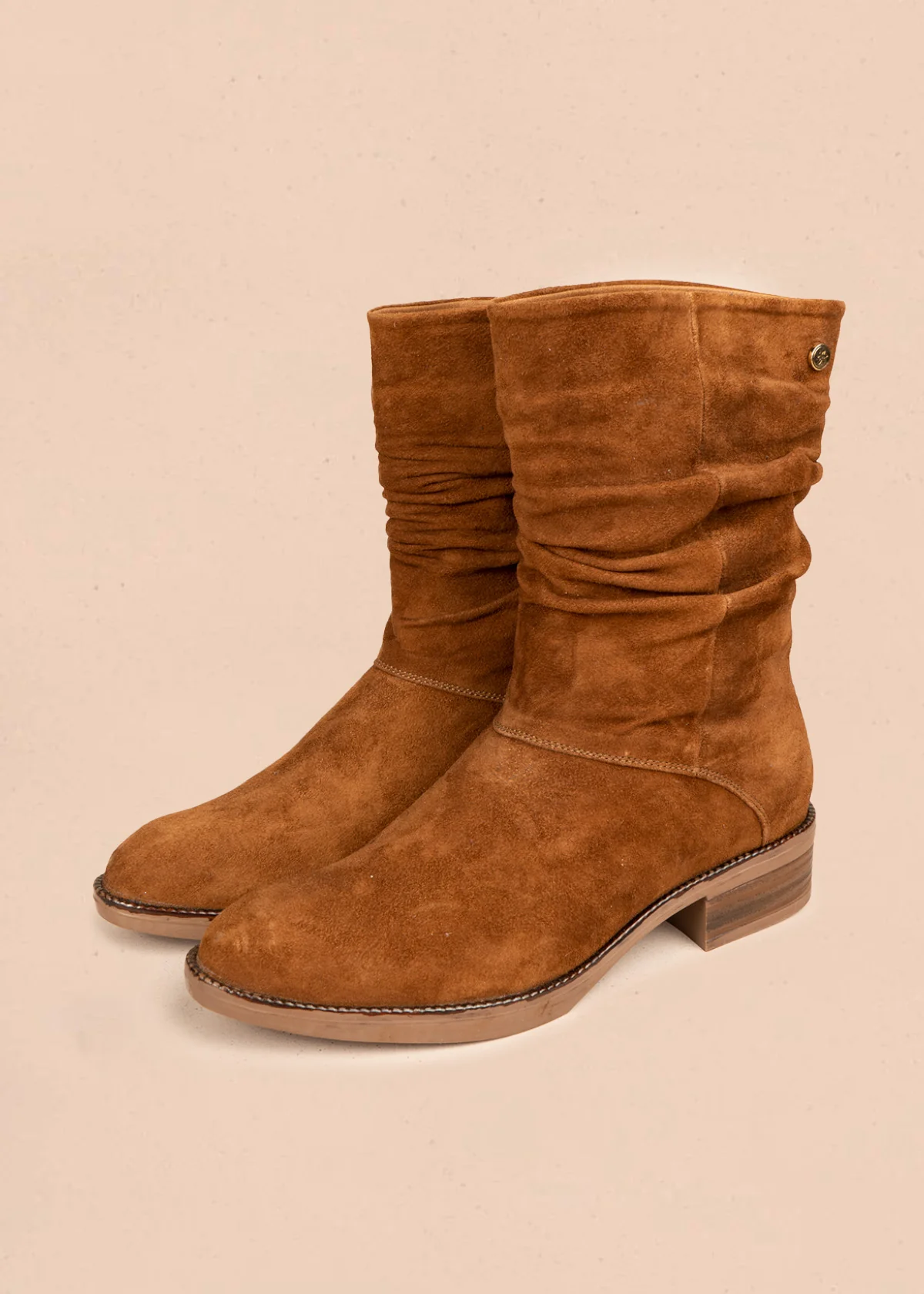 Botas en cuero color café con frunce 106610 - Image 4