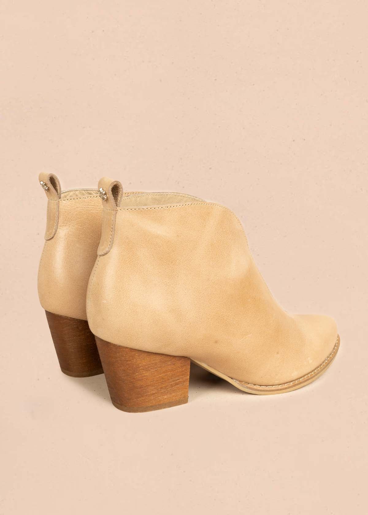 Botines en cuero color beige 105873 - Image 5