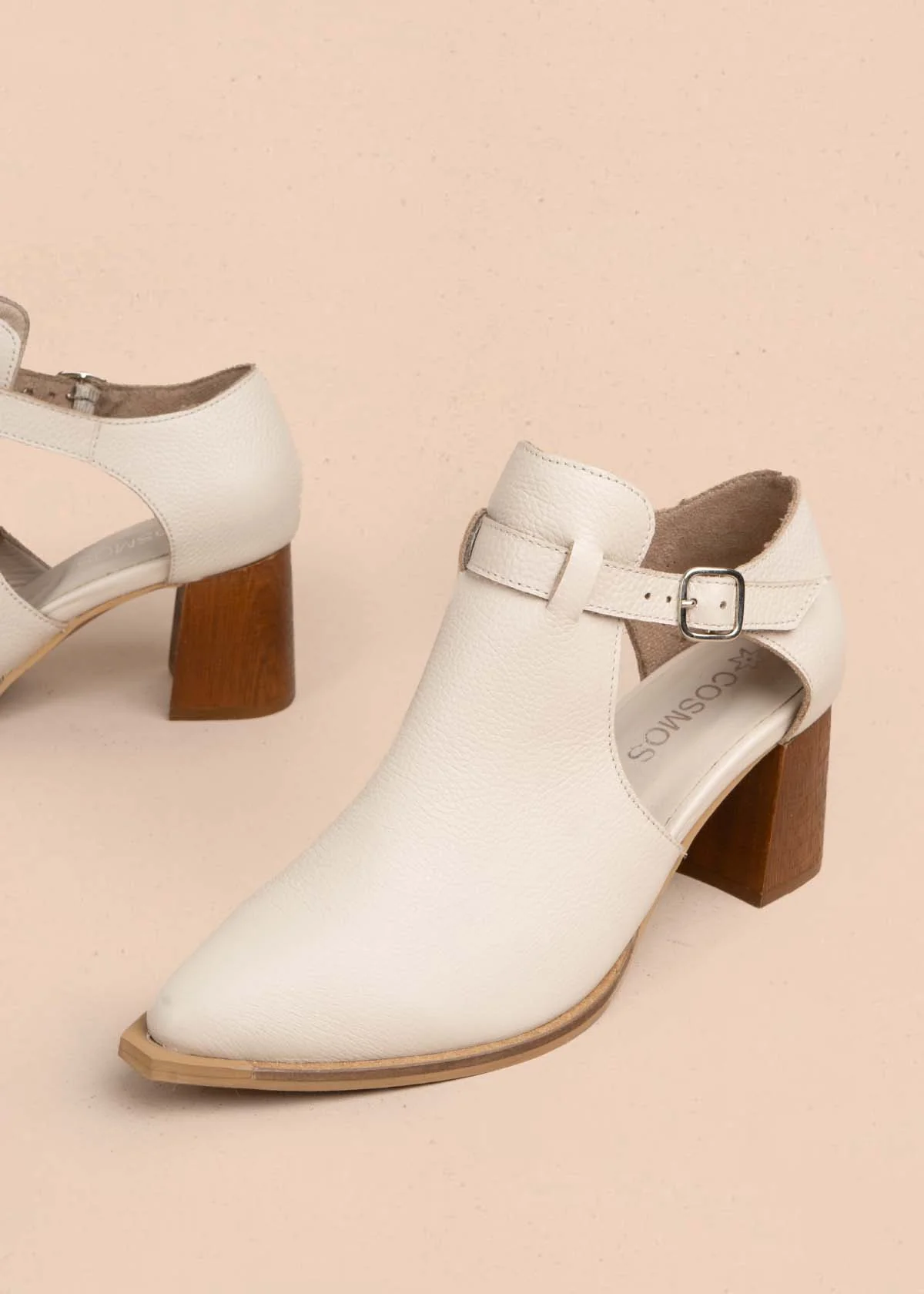 Botines en cuero color beige con correa 105711 - Image 4