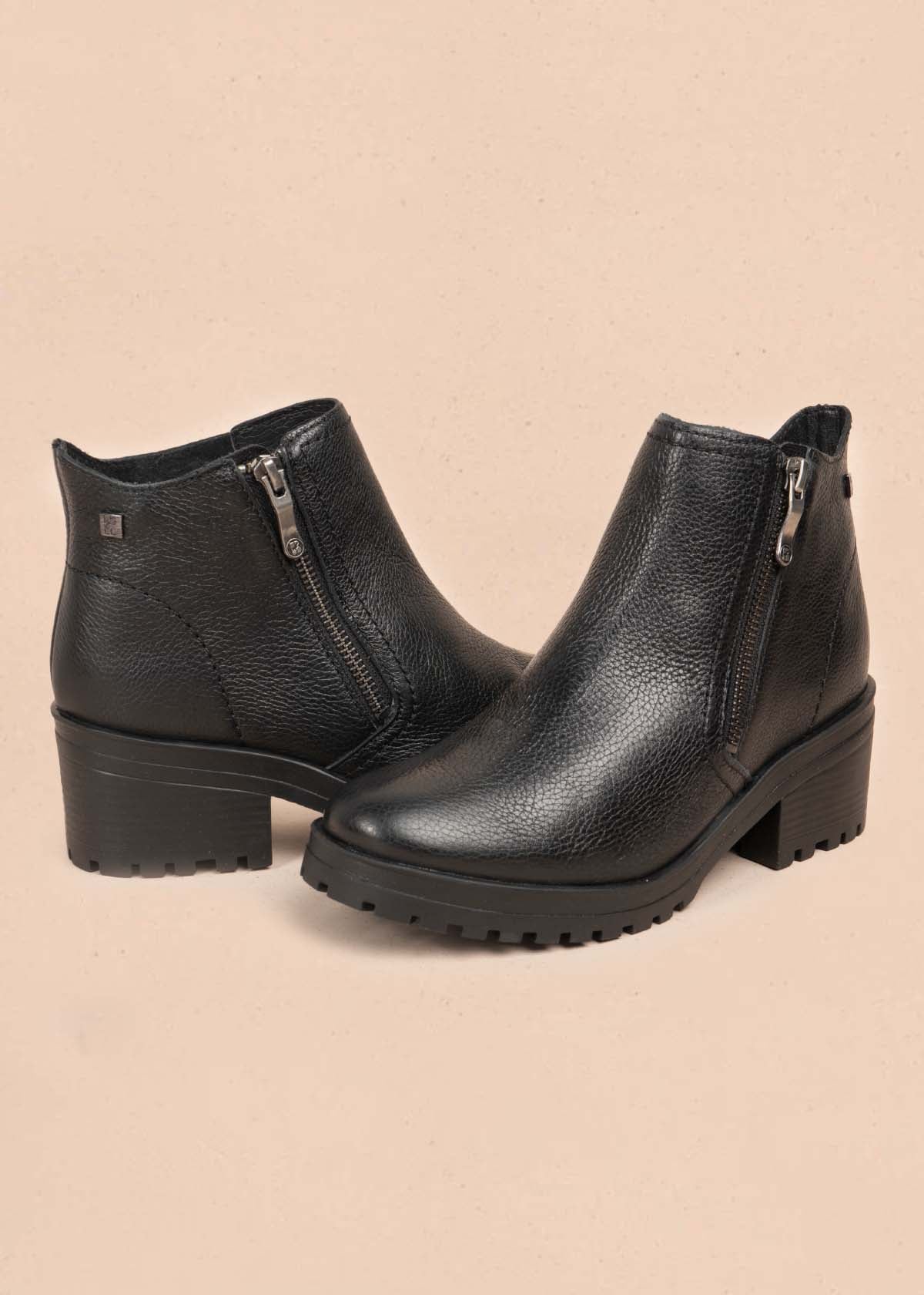 Botines en cuero color negro con cierre lateral 105722 - Image 2