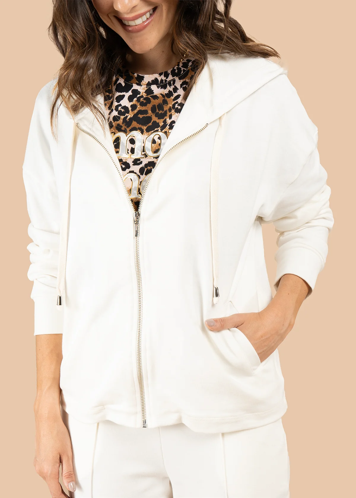 Buzo color beige con cremallera 105847 - Image 4