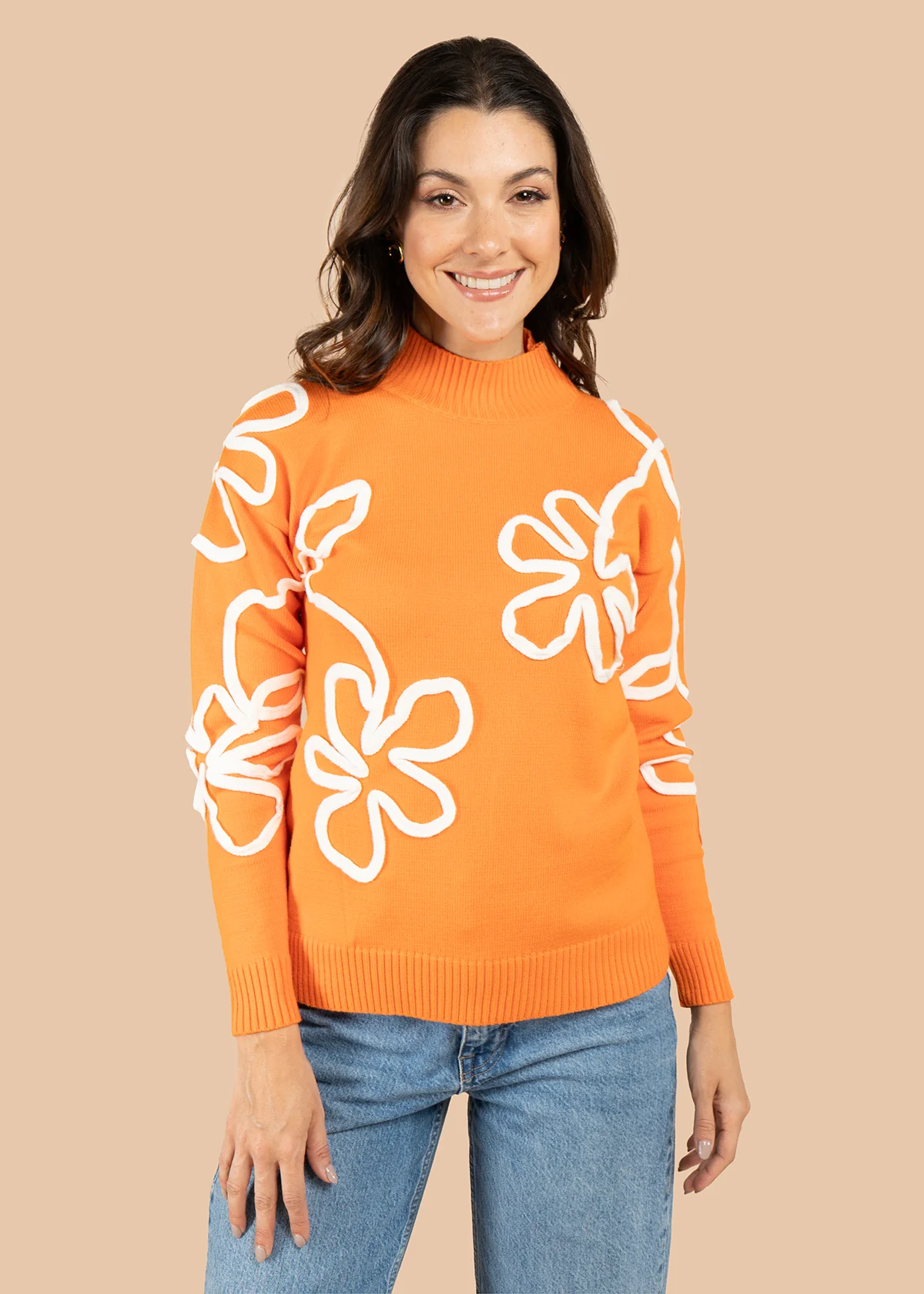 Buzo color naranja con flores bordadas 106060 - Image 4