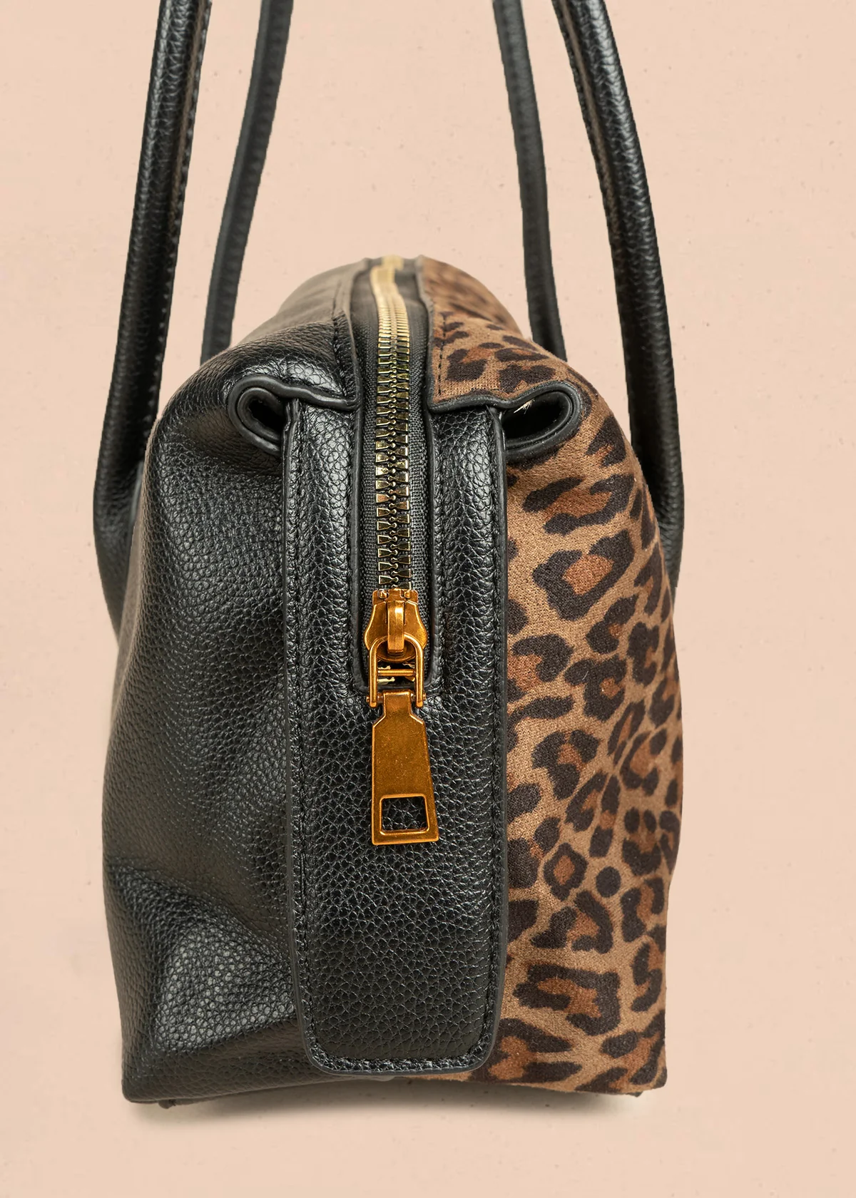 Bolso tipo cartera color animal print silueta tubular 106792 - Image 3