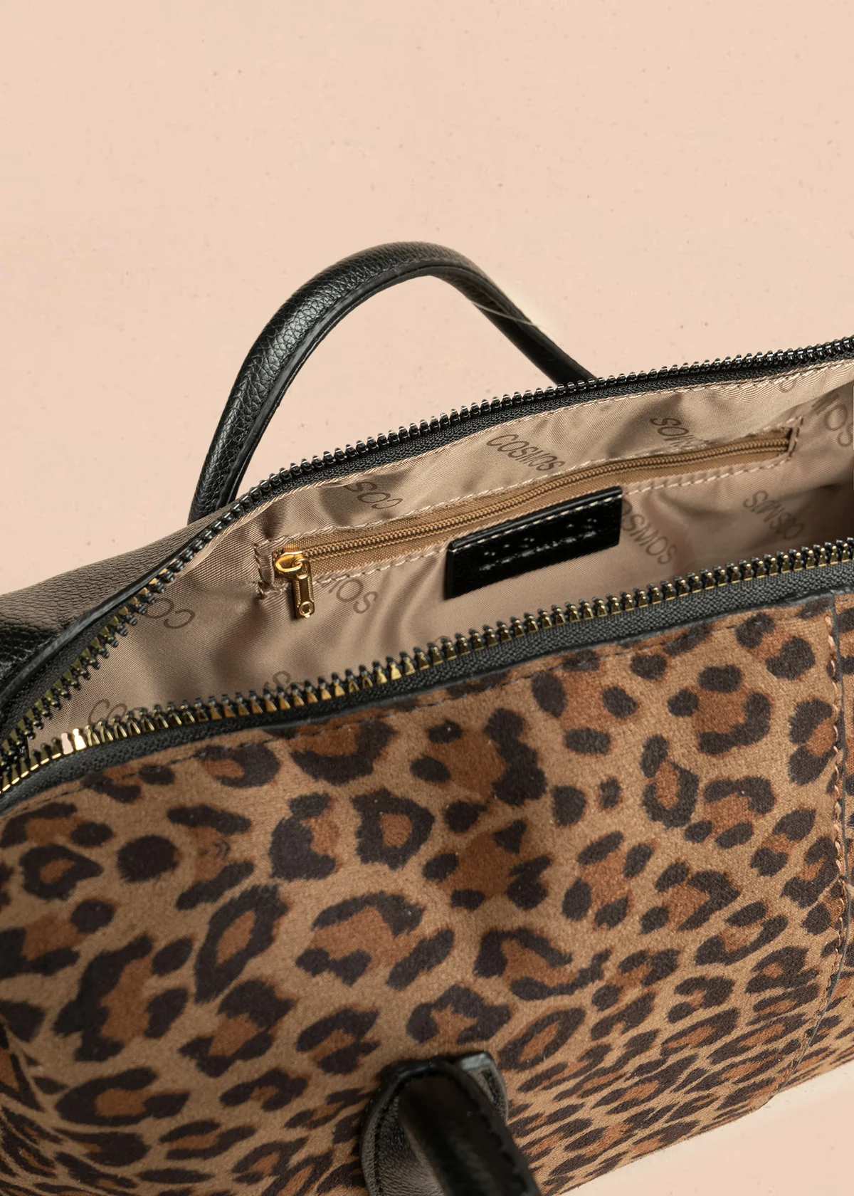 Bolso tipo cartera color animal print silueta tubular 106792 - Image 5