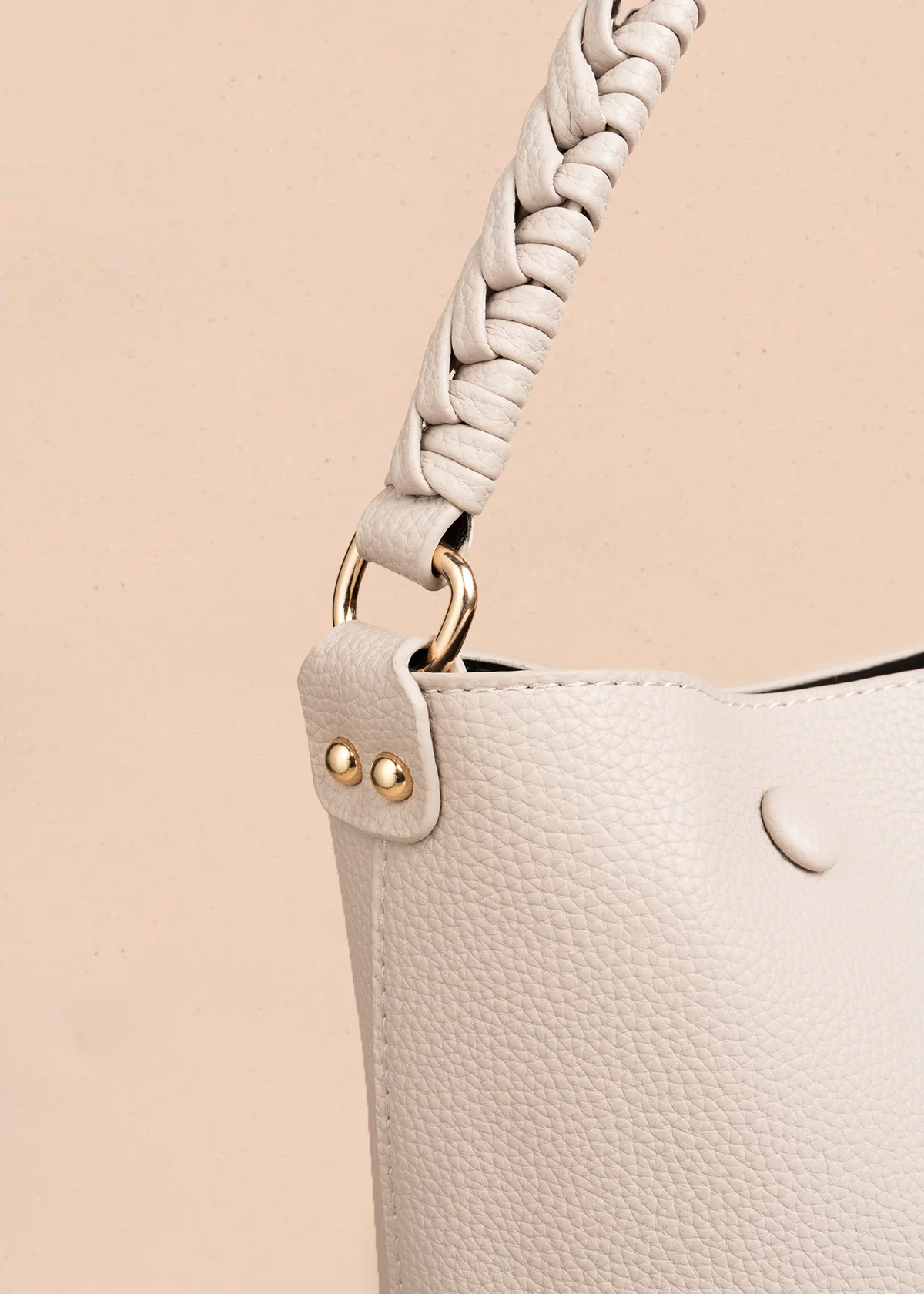 Bolso tipo cartera color taupe 106786 - Image 3