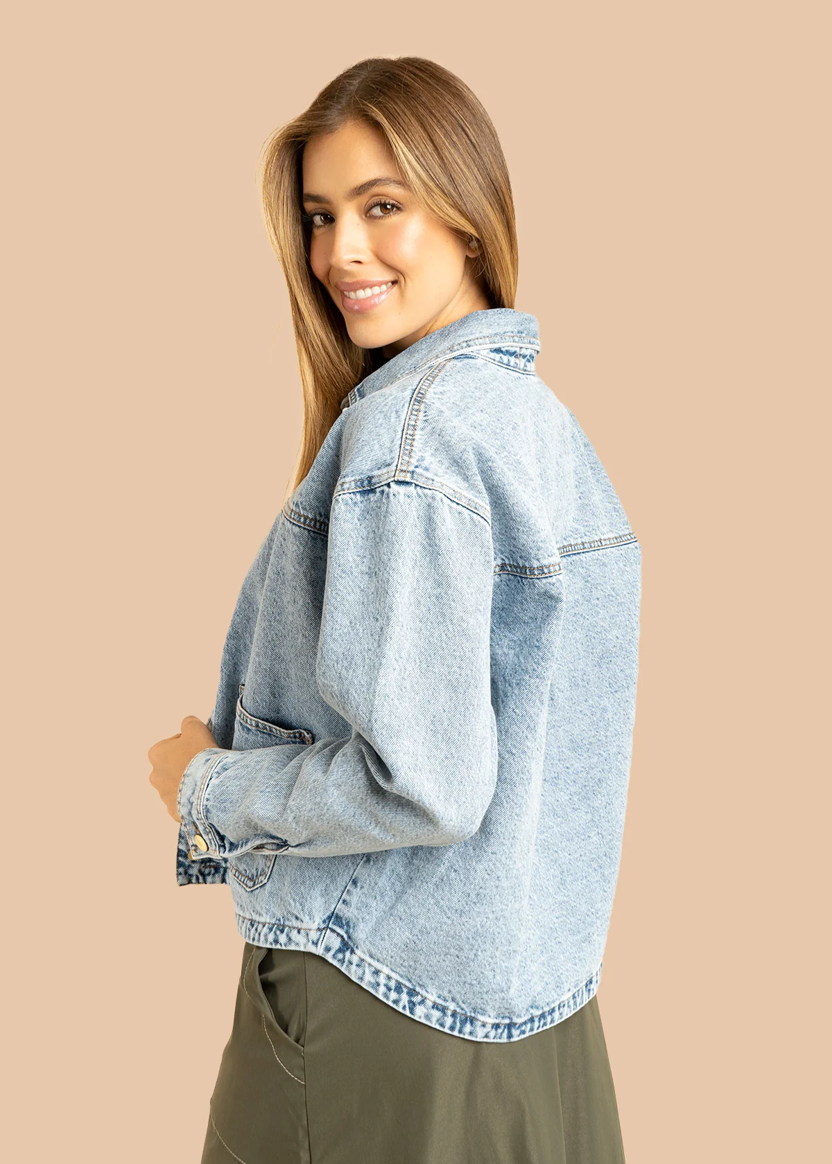 Chaqueta color azul tipo trucker 106425 - Image 3