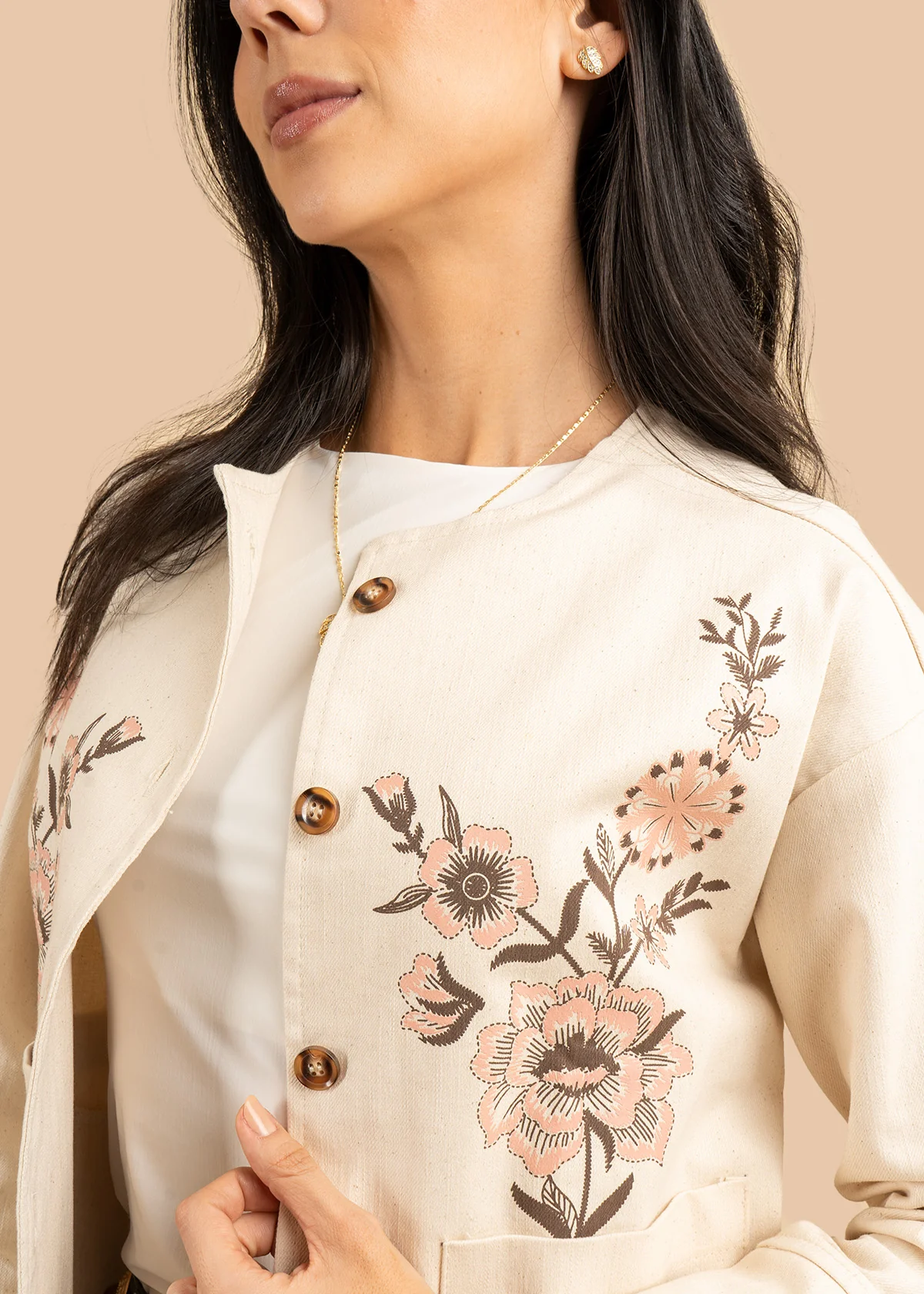 Chaqueta color beige con estampado floral 106580 - Image 4