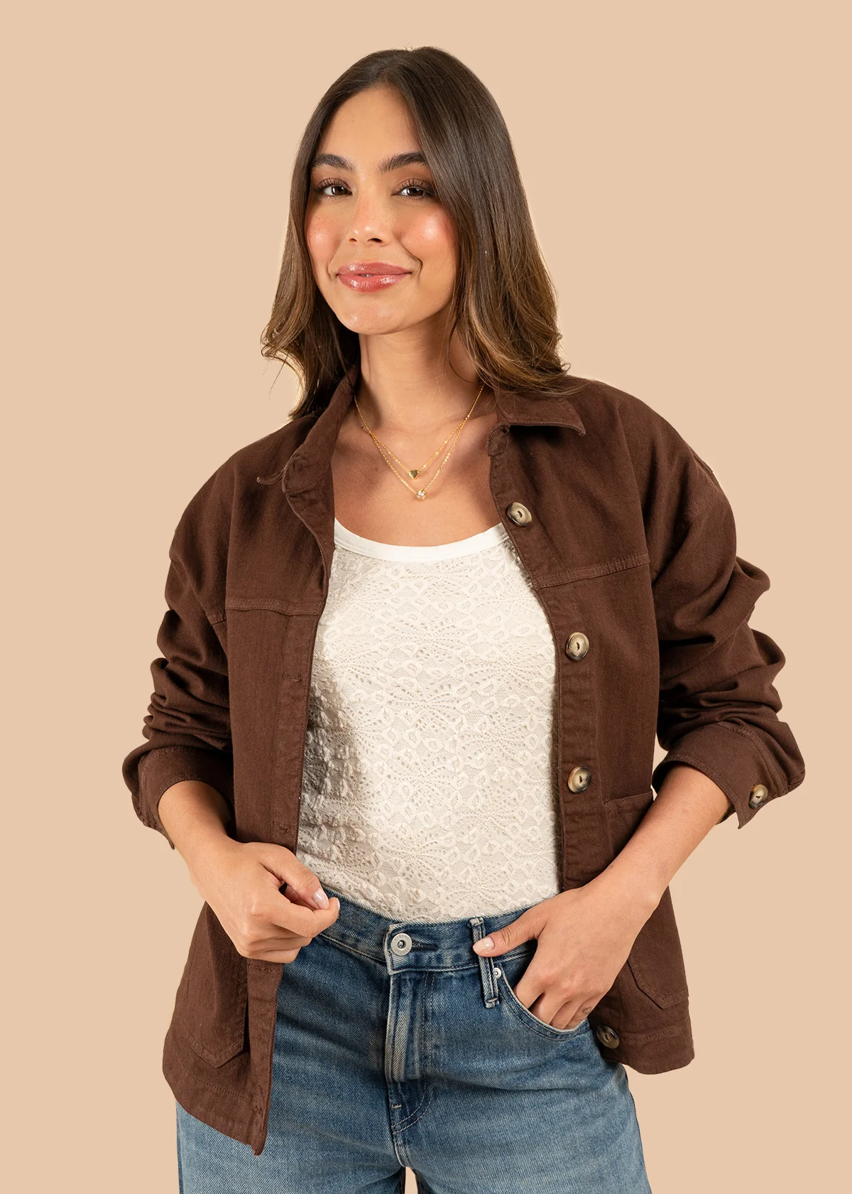Chaqueta color chocolate con botones 106394