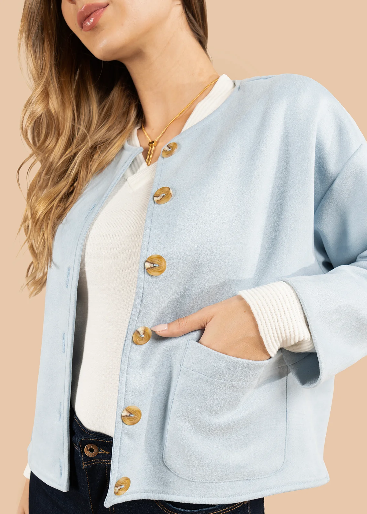 Chaqueta color azul con botones efecto carey 105835 - Image 3