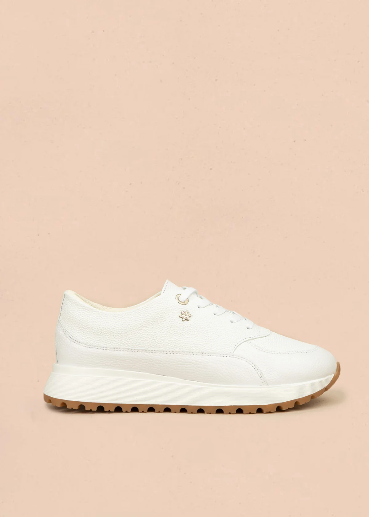 Tenis casuales de cuero color blanco 106468