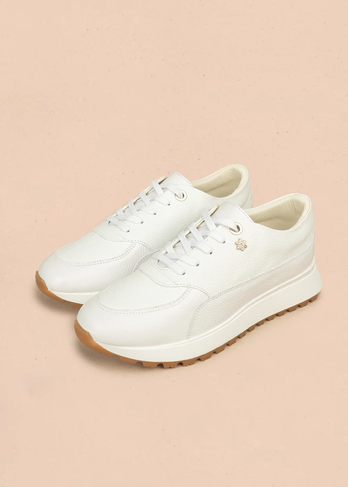 Tenis casuales de cuero color blanco 106468 - Image 3