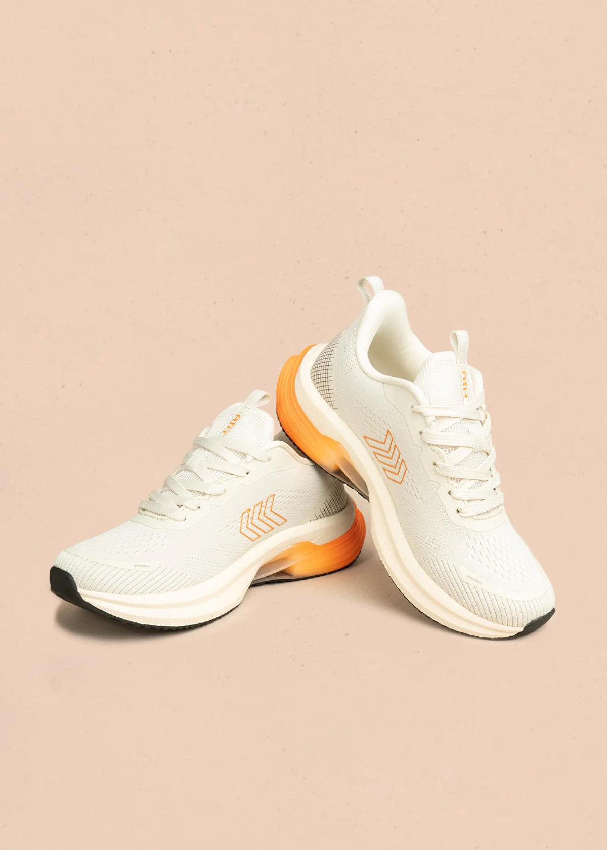 Tenis deportivos color beige con detalle naranja en suela 106690 - Image 2