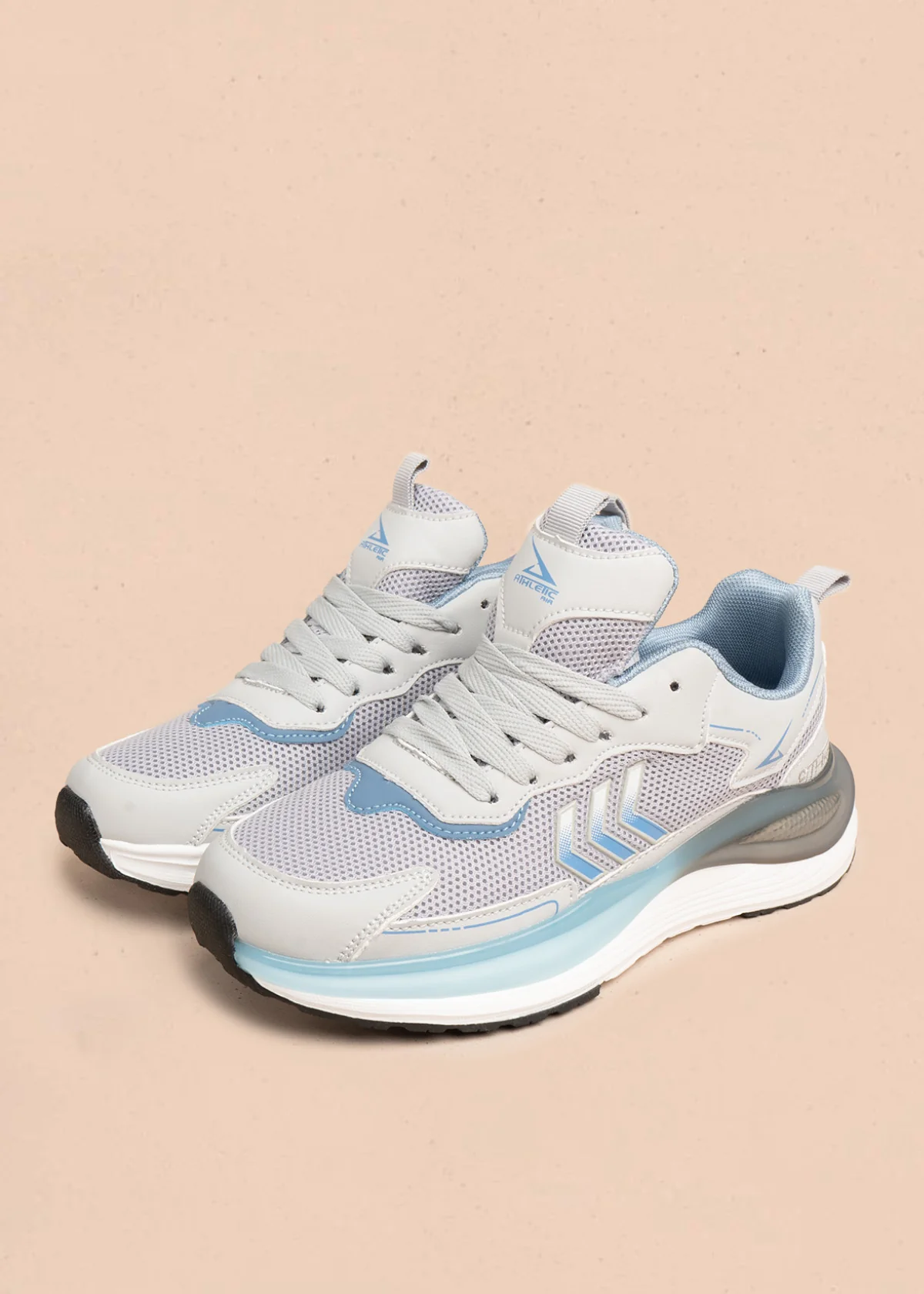 Tenis deportivos grises con suela cámara de aire 106773 - Image 3