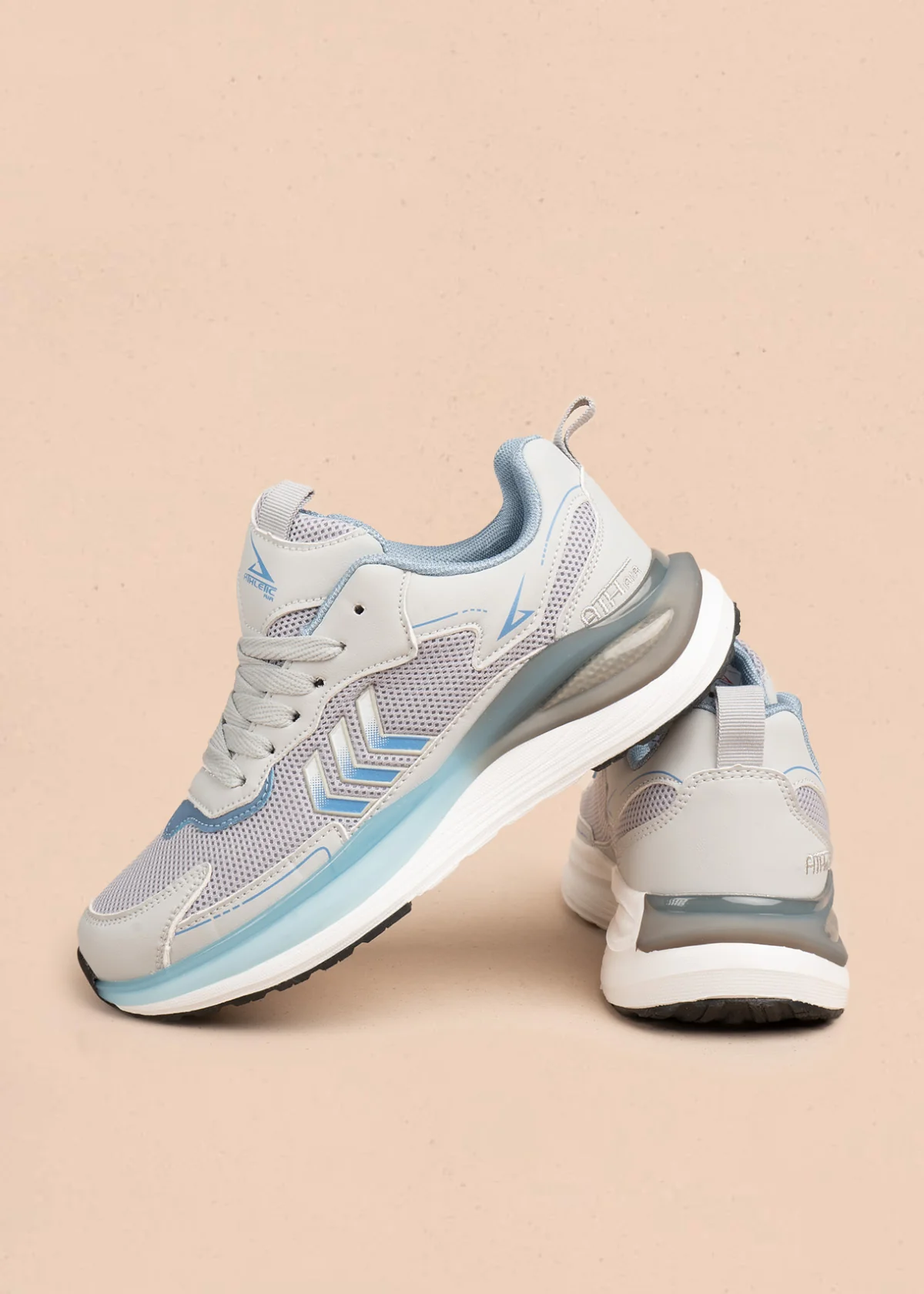 Tenis deportivos grises con suela cámara de aire 106773 - Image 5