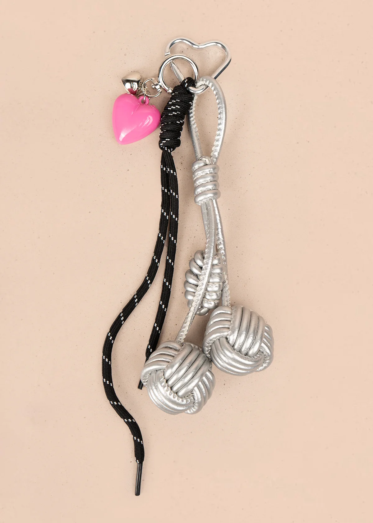 Llavero con colgante rosa y nudos decorativos color multicolor 106125 - Image 3