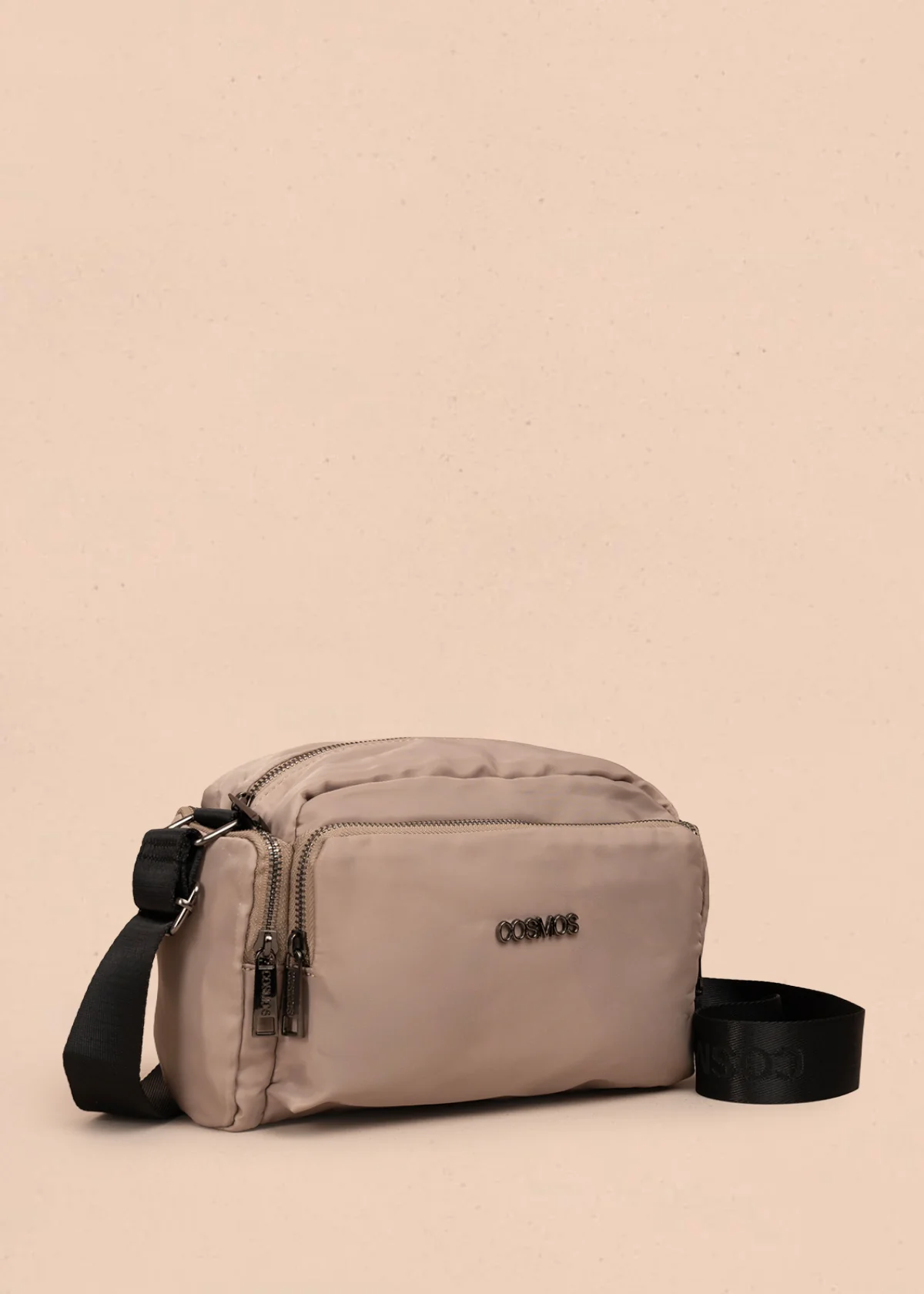 Bolso manos libres color beige con bolsillos laterales y frontal 106294 - Image 2