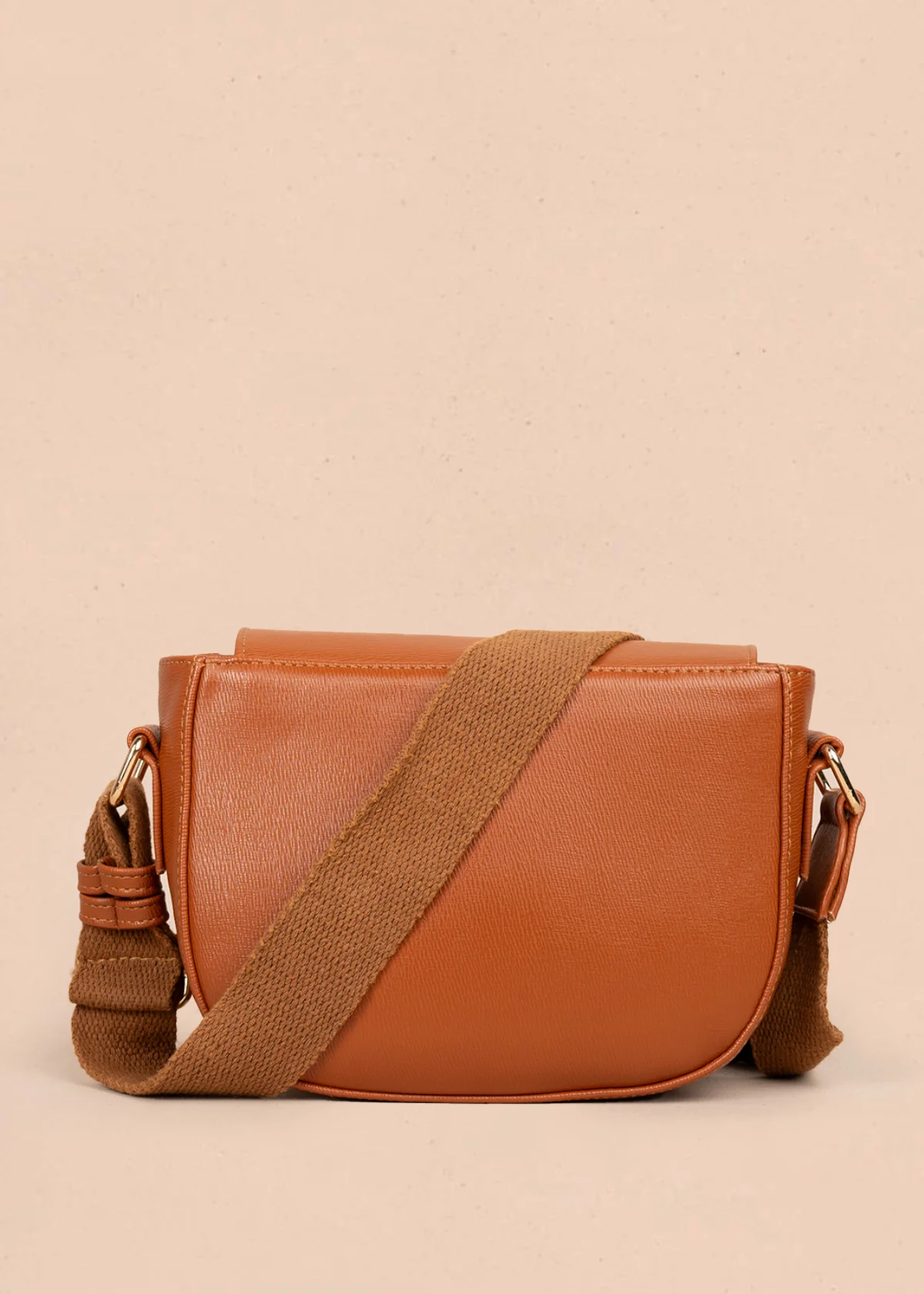 Bolso manos libres color miel con acabado texturizado 106962 - Image 3