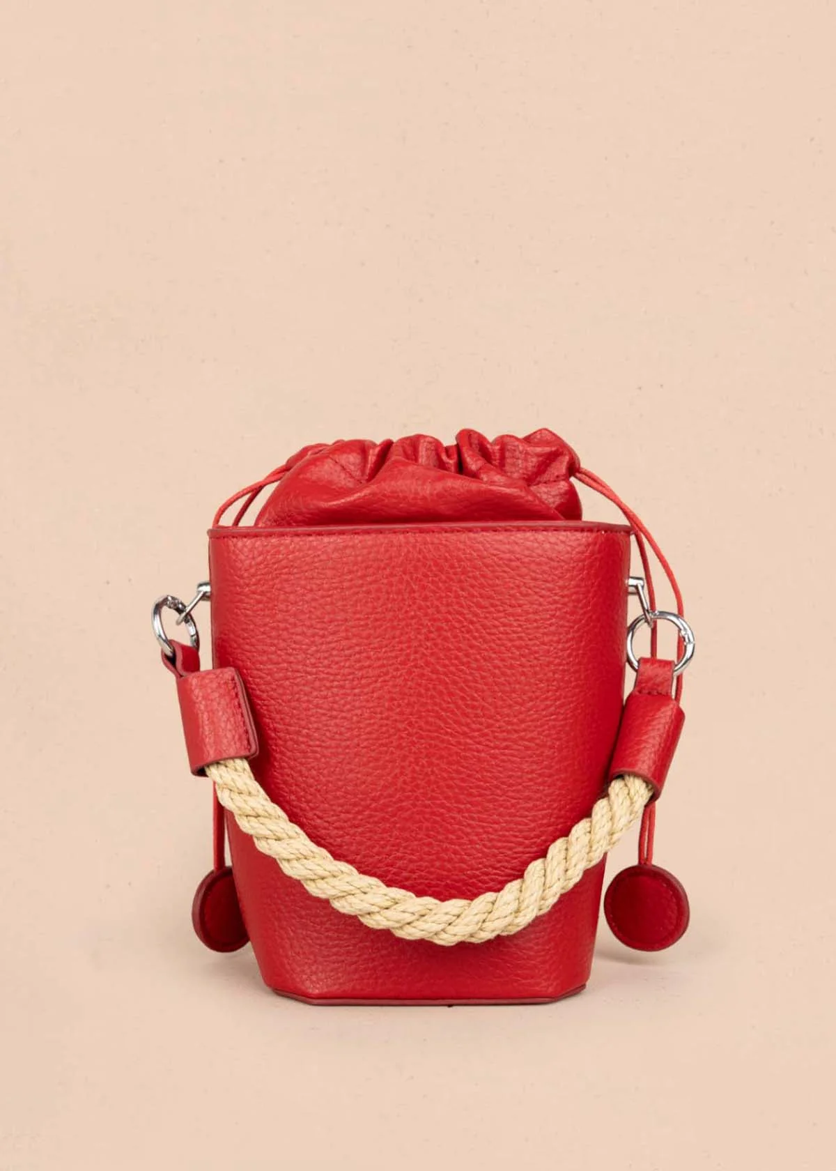 Bolso manos libres color rojo con cierre cordón 106328 - Image 6