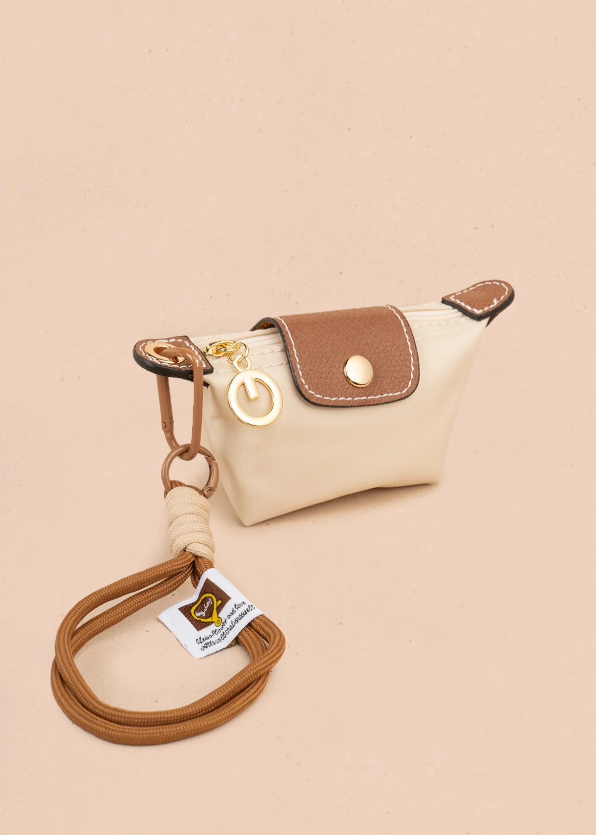 Monedero color beige con solapa decorativa 106805 - Image 2