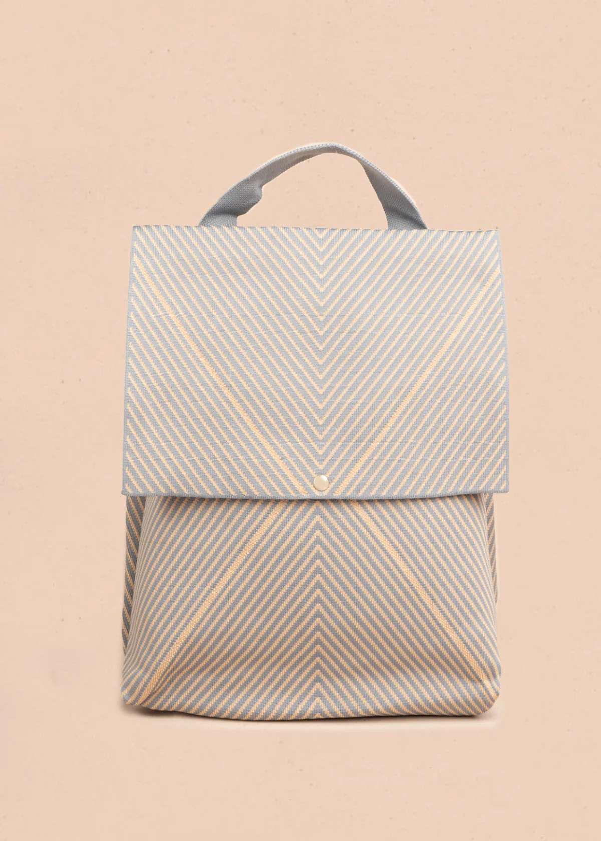 Morral color azul de tela con diseño chevron 106573