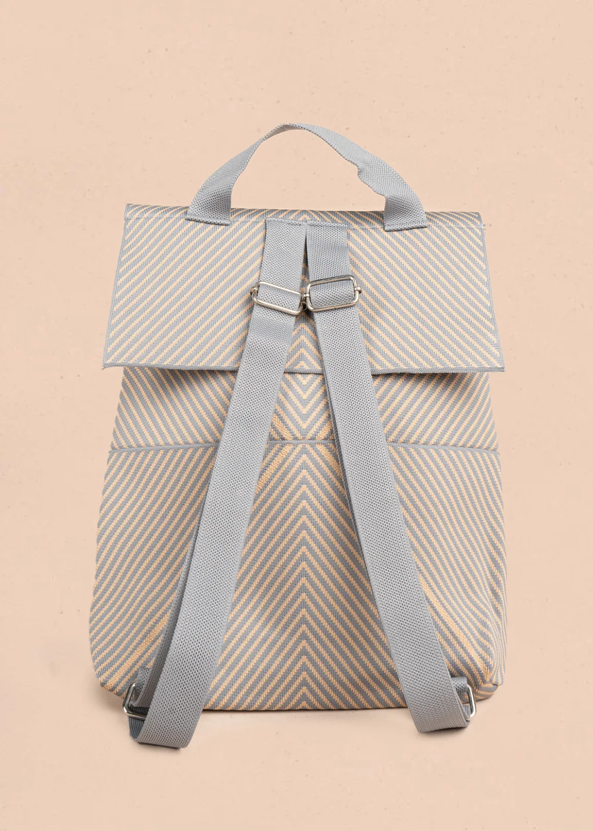 Morral color azul de tela con diseño chevron 106573 - Image 4