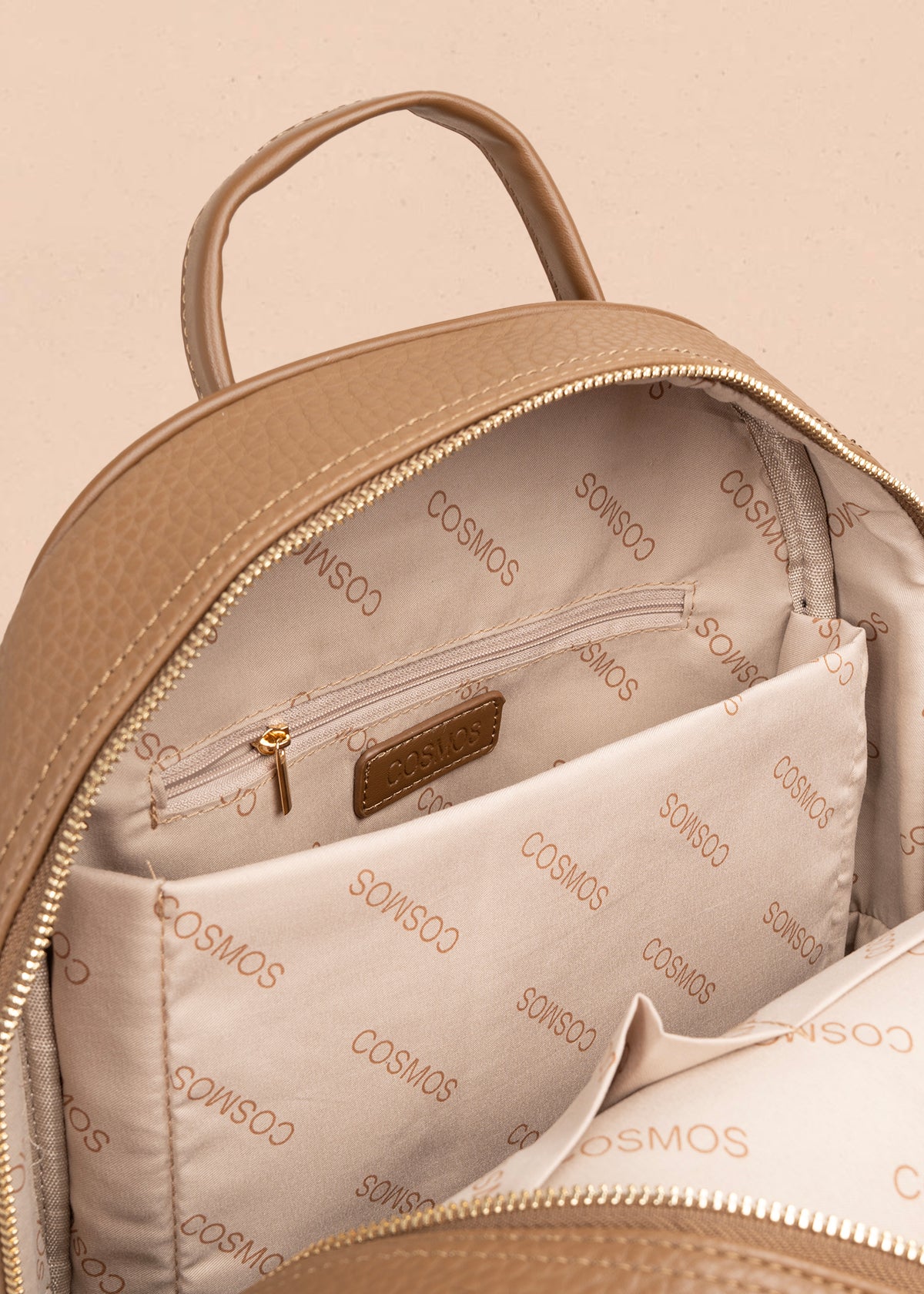 Morral casual color marrón con cierre frontal 106986 - Image 6