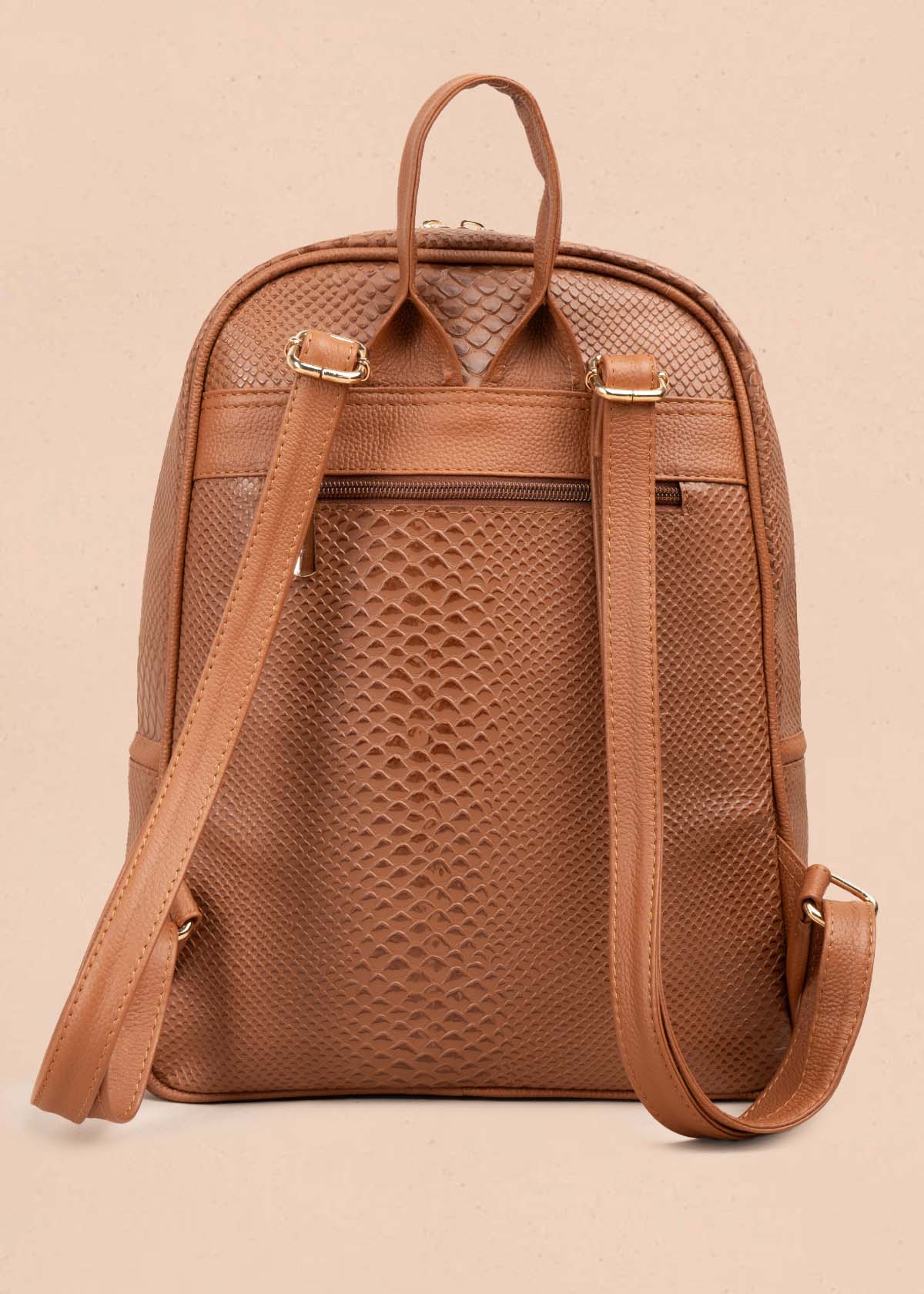 MORRAL EN CUERO COLOR TABACO CON TEXTURA CROCO 105311 - Image 3