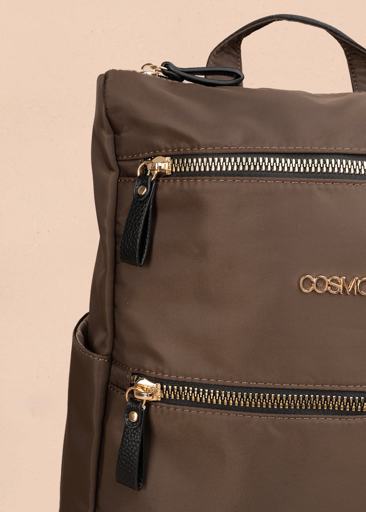 Morral color café con doble bolsillo frontal 106979 - Image 3