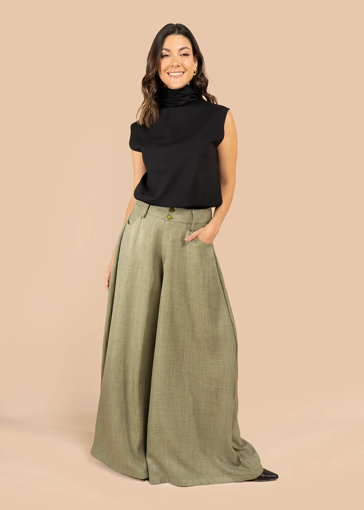Pantalón color verde tipo palazzo 105797 - Image 4