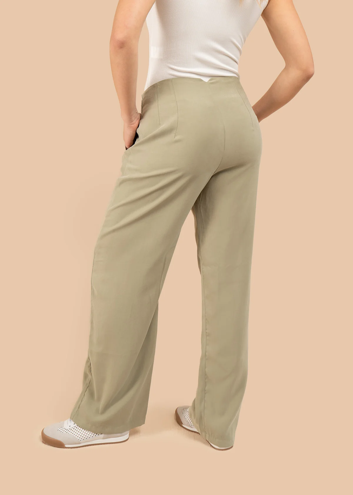 Pantalón color verde bota recta 106351 - Image 5