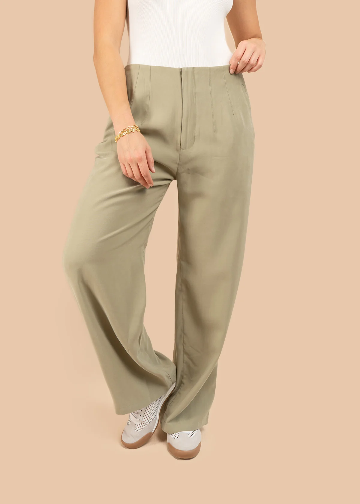 Pantalón color verde bota recta 106351 - Image 6