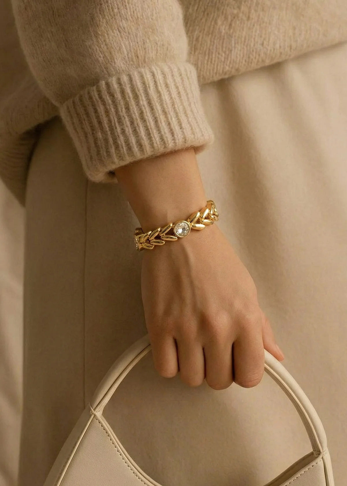 Pulsera color dorado en eslabón de espiga 106403 - Image 2