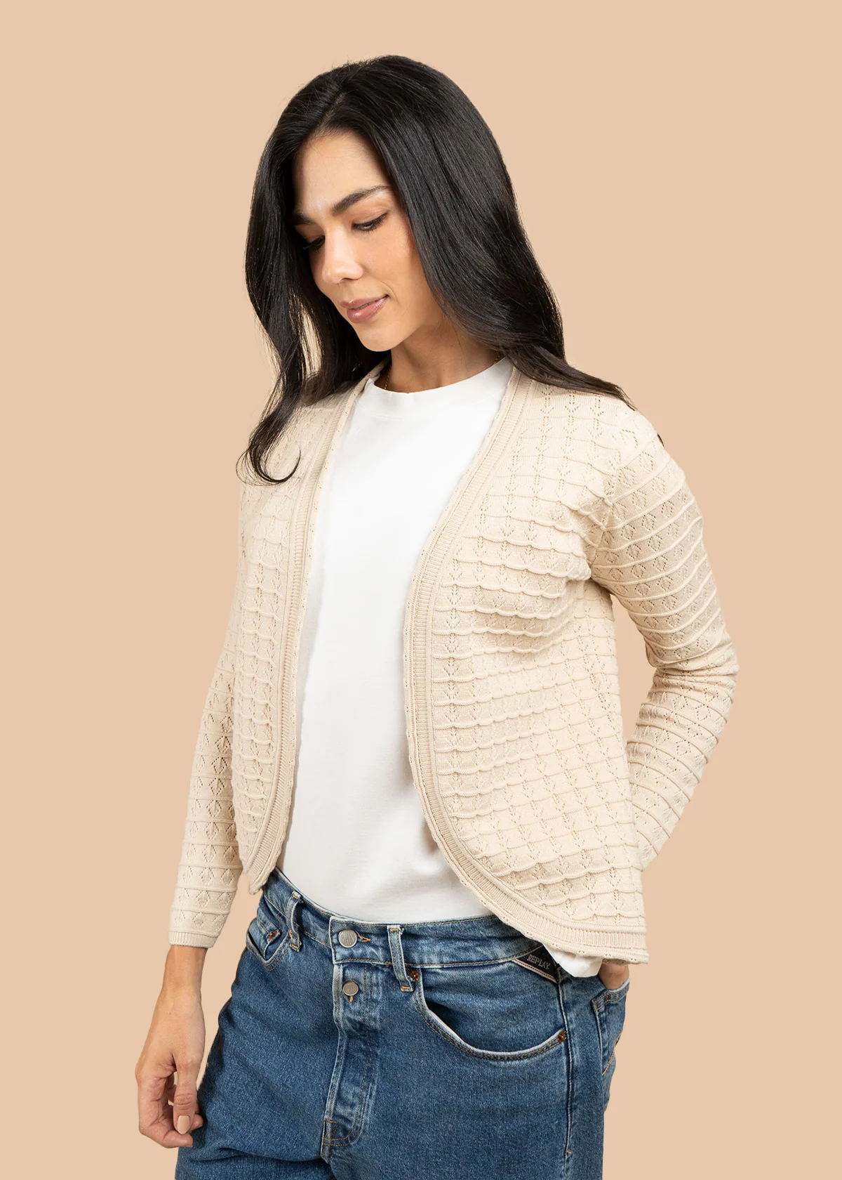 Saco color beige tejido abierto con patrón espiga 106754 - Image 2