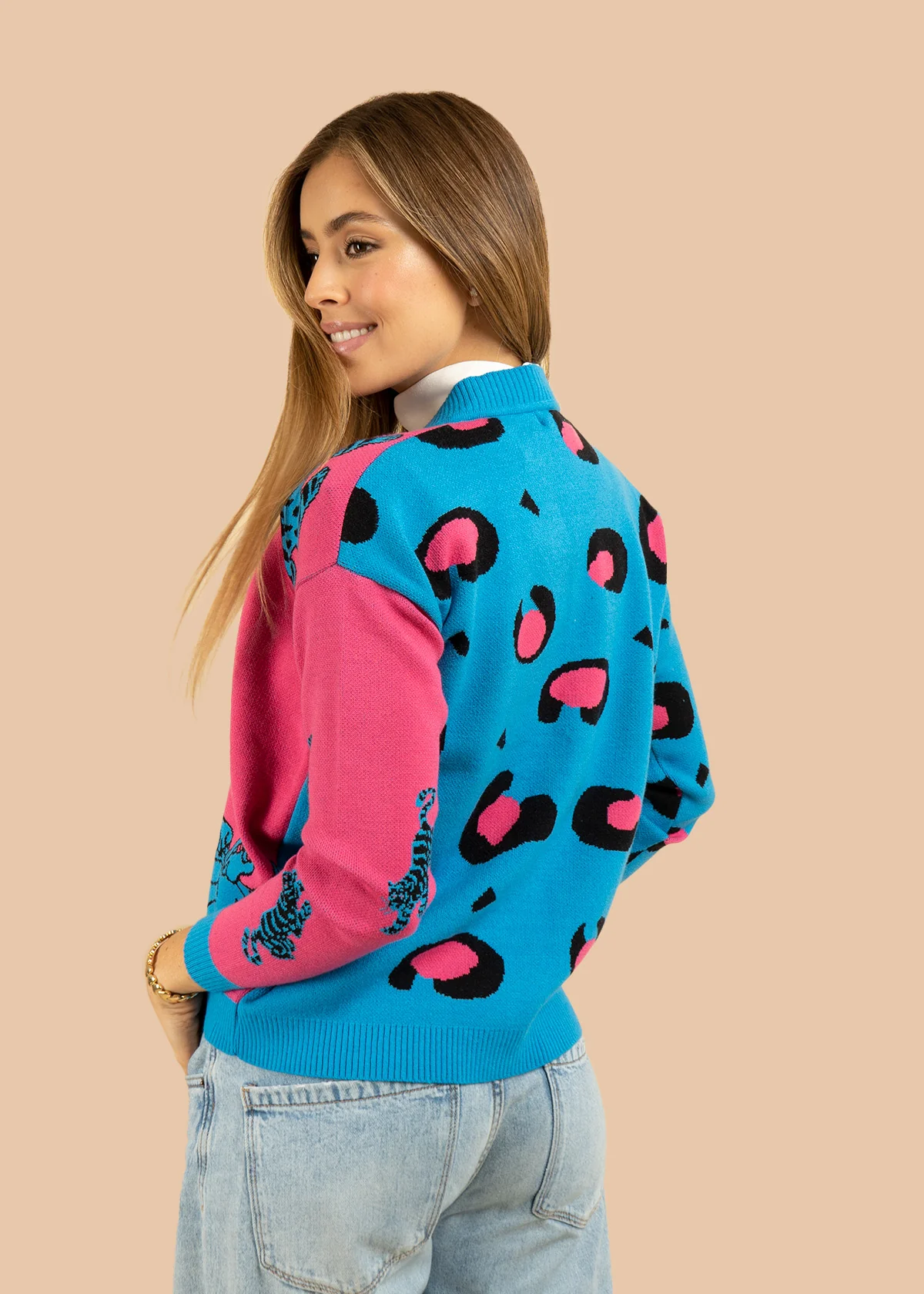 Saco tejido color azul con diseño de tigre 106684 - Image 2