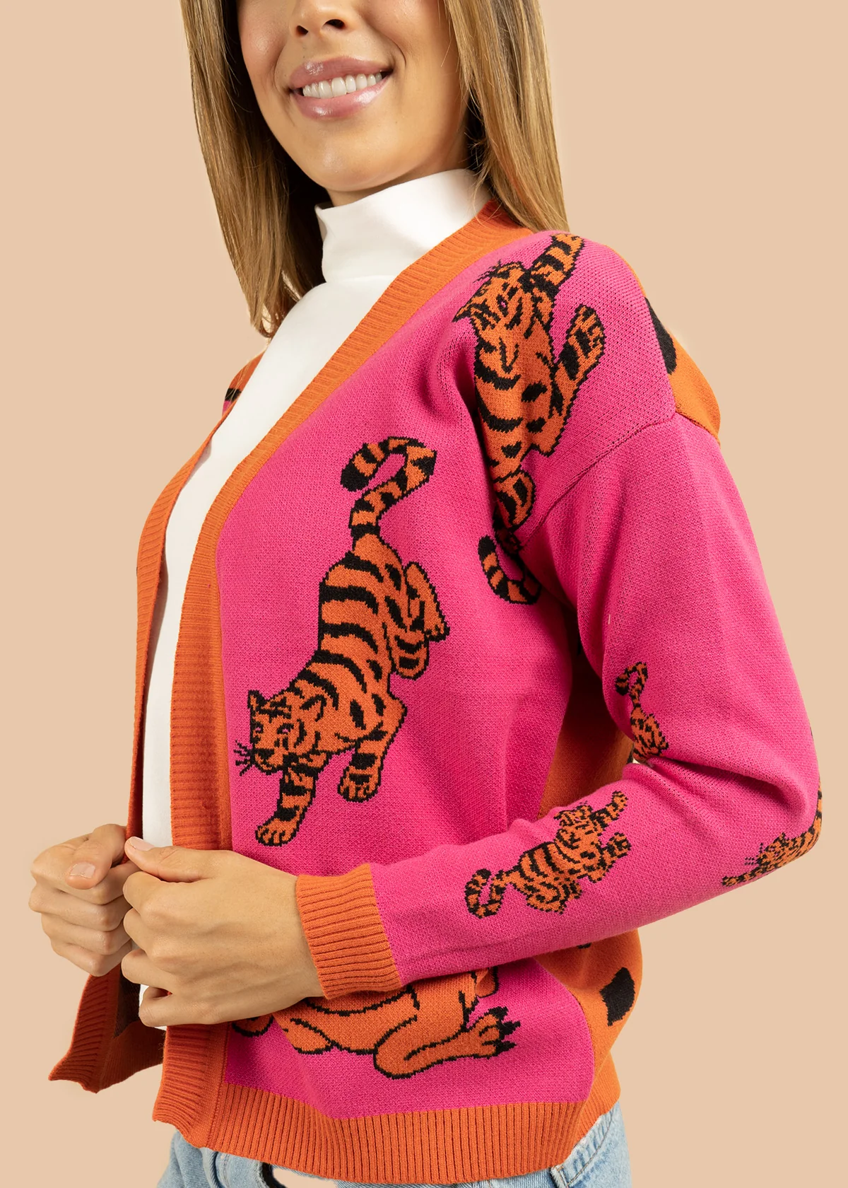 Saco tejido color naranja con diseño de tigre 106684 - Image 4
