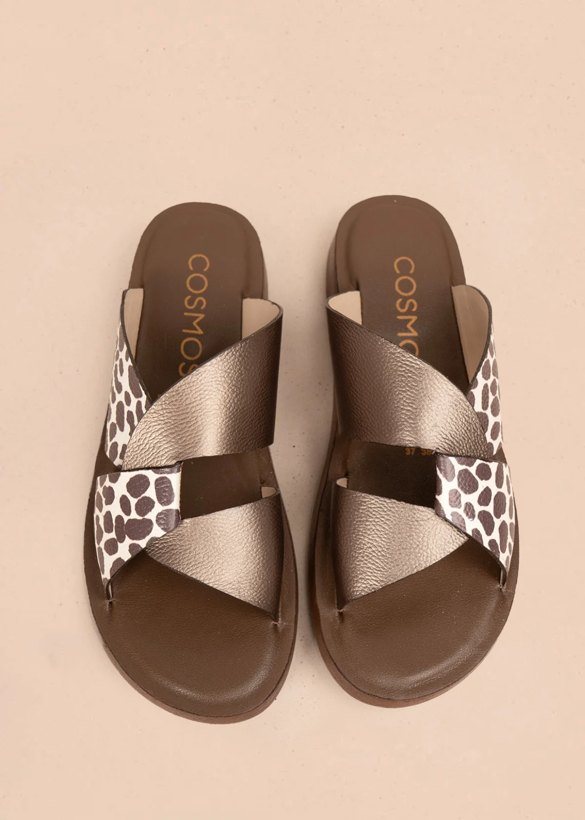 Sandalias en cuero color bronce con tira animal print 106993 - Image 3